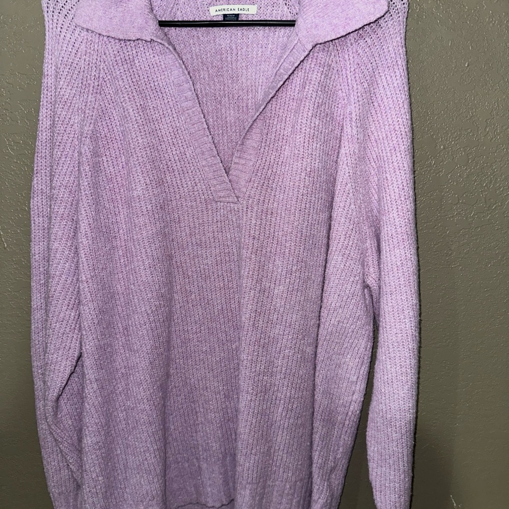 American Eagle Outfitters Women's Light Purple V-Neck Sweater
